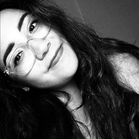 Meet your Posher, Valerie - Picture 5 of 7